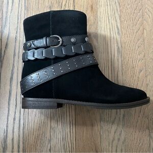 Lucky Black Leather Boots